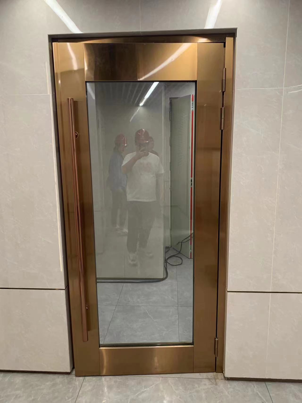 玫瑰金玻璃防火門(mén)圖片 玫瑰金玻璃防火門(mén)圖片